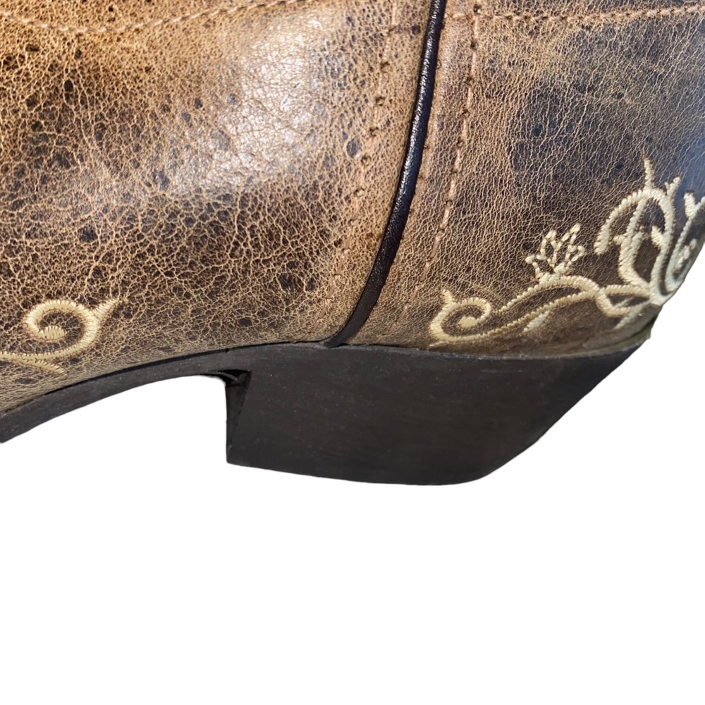 Laredo Taupe Embordered Design Cowgirl Western Jasmine Snip Heel Boot Size 10 - Picture 13 of 15